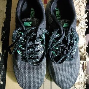 Nike woman’s sneakers